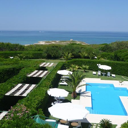 Residence Punta Cassano - In Piscina Sulla Spiaggia Di Sabbia San Foca Exterior foto